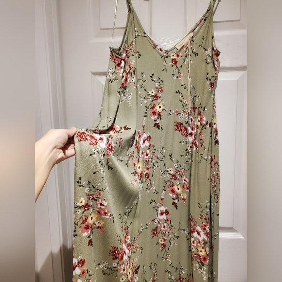 Love Stitch maxi dress with hidden pockets NWT - Picture 5 of 8